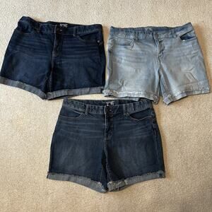 Lot 3 Terra & Sky Jean Shorts Womens 14W Blue Dark Medium Light Bermuda Cuffed